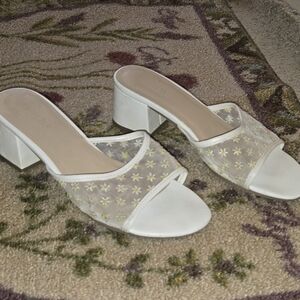 Elegant White Floral Women's Heels